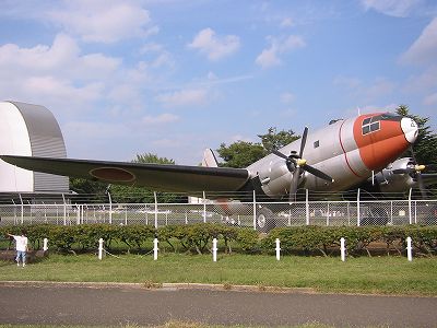 C-46中型輸送機（天馬）